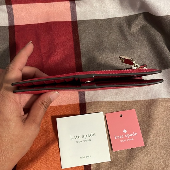 NWT Kate Spade Red Pebbled Leather Wallet - Picture 7 of 7